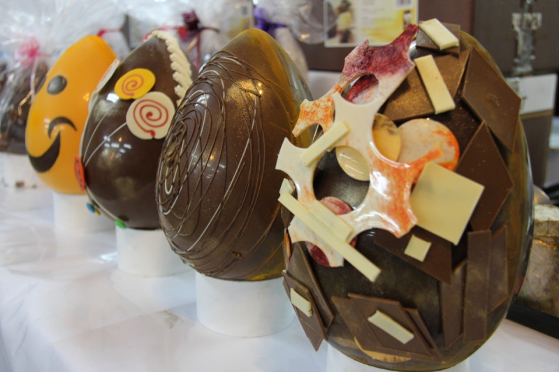 boulangerie-CASTELLAR-min_chocolate_factory_eggs_easter-897028